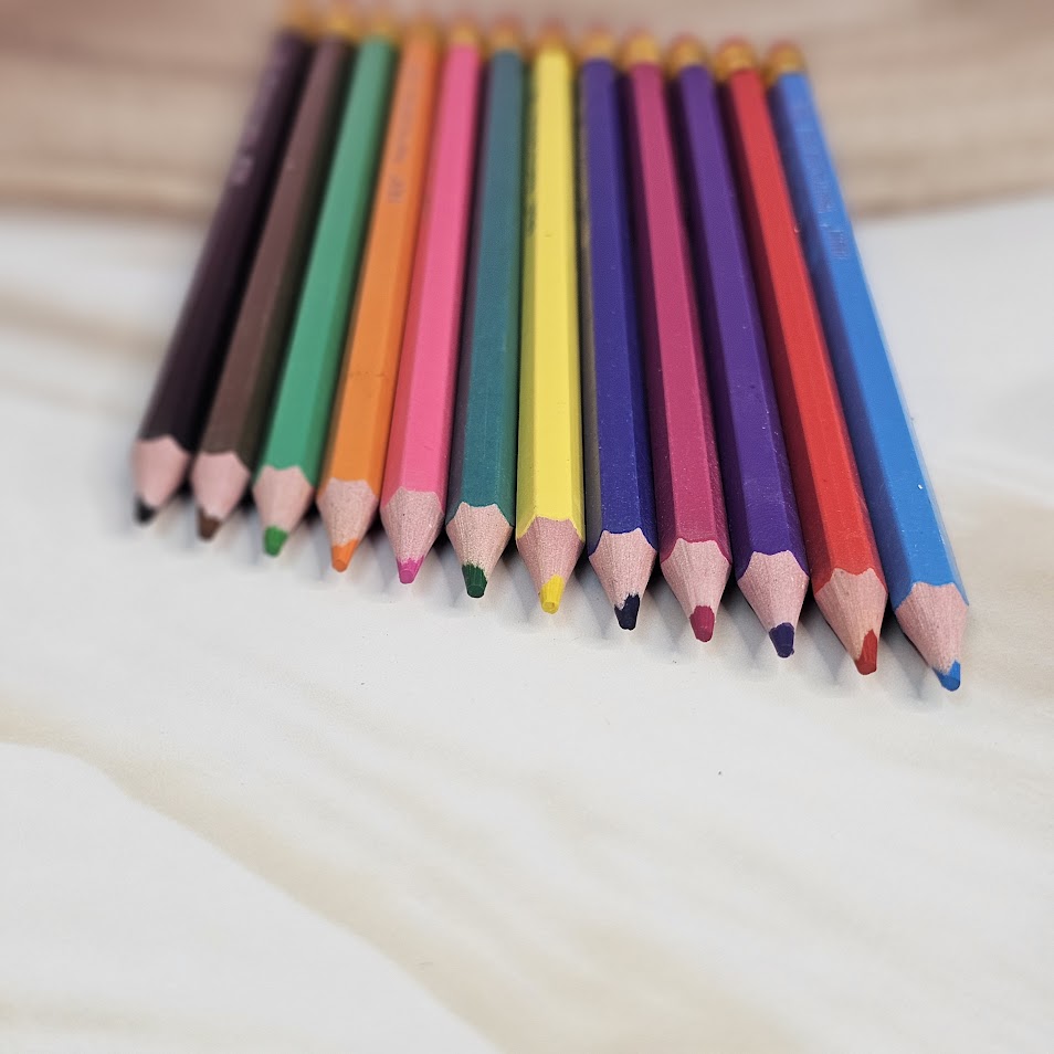 12PCS Pack Vibrant Pencil Colors